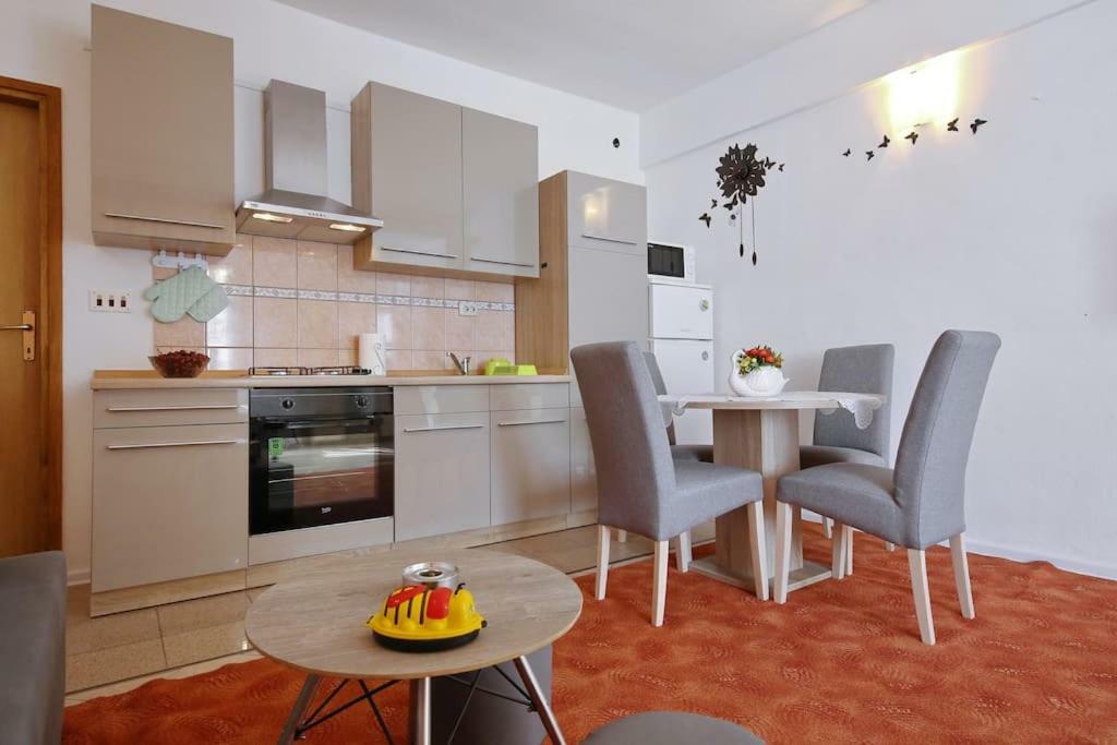 זאדאר Studio Apartment Visnjik מראה חיצוני תמונה