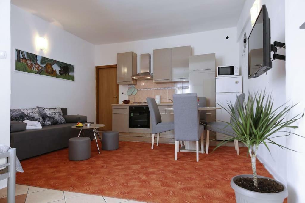 זאדאר Studio Apartment Visnjik מראה חיצוני תמונה