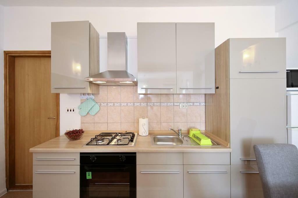 זאדאר Studio Apartment Visnjik מראה חיצוני תמונה