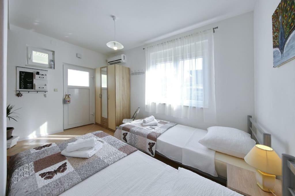 זאדאר Studio Apartment Visnjik מראה חיצוני תמונה