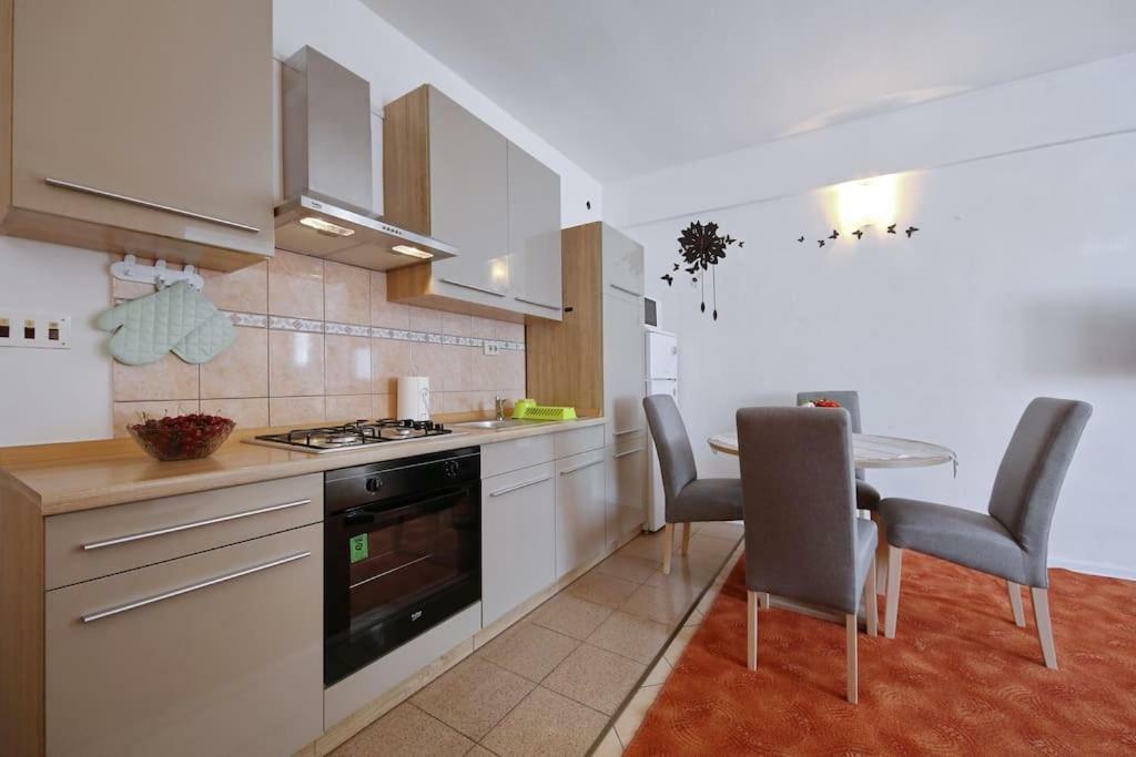 זאדאר Studio Apartment Visnjik מראה חיצוני תמונה